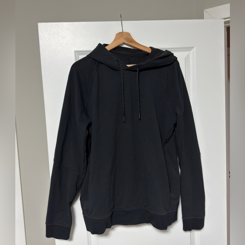LuLuLemon | Large Men's Black Hoodie Sweater